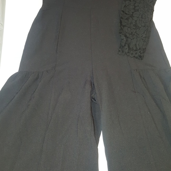 Sale!! Lace Sleeve Jumpsuit - Picture 3 of 4